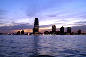 爱游戏体验-中国三人女篮表现出色，中国三人女篮什么意思