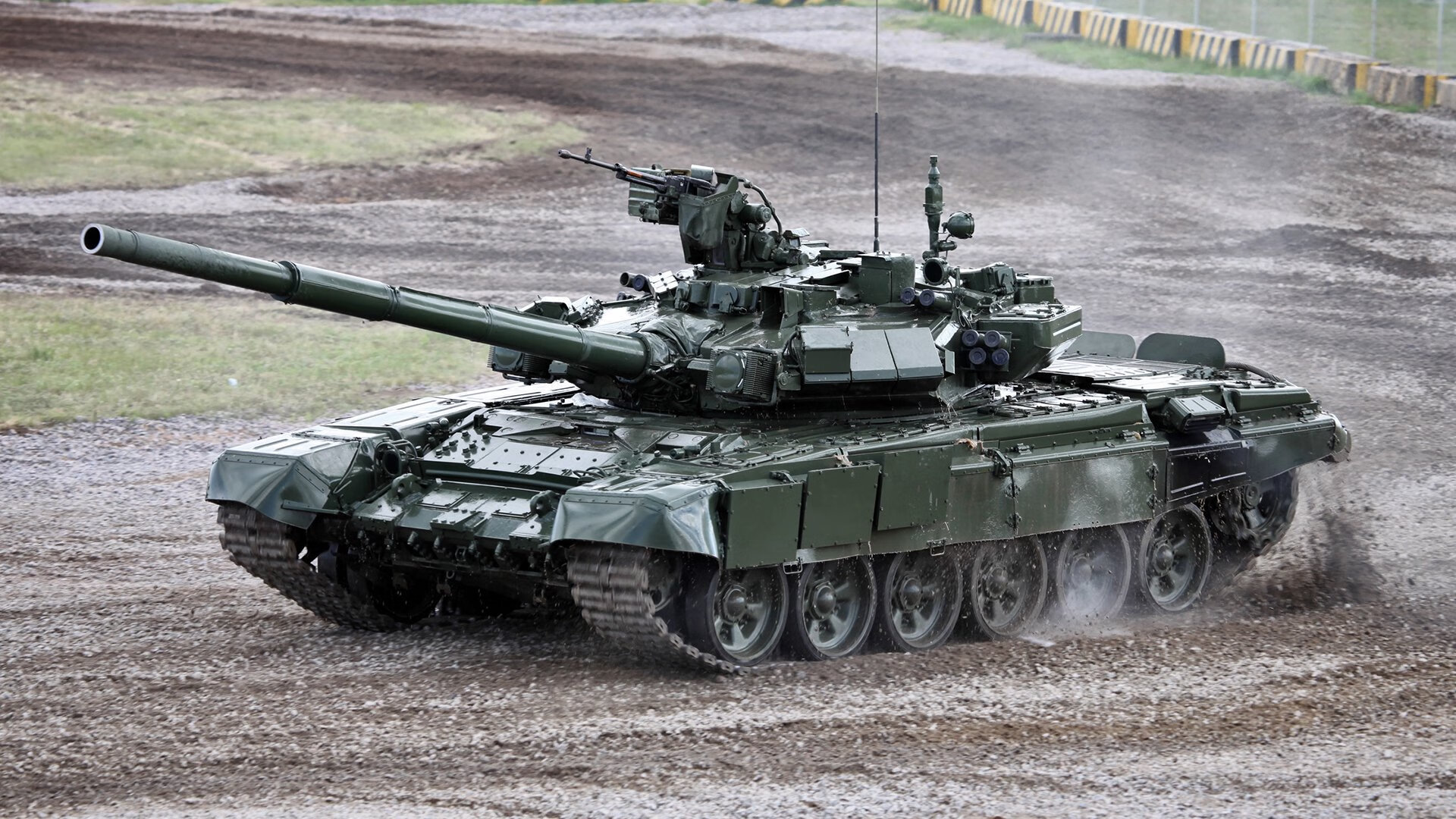 山西龙狮贯彻整体防守理念形成防线合围