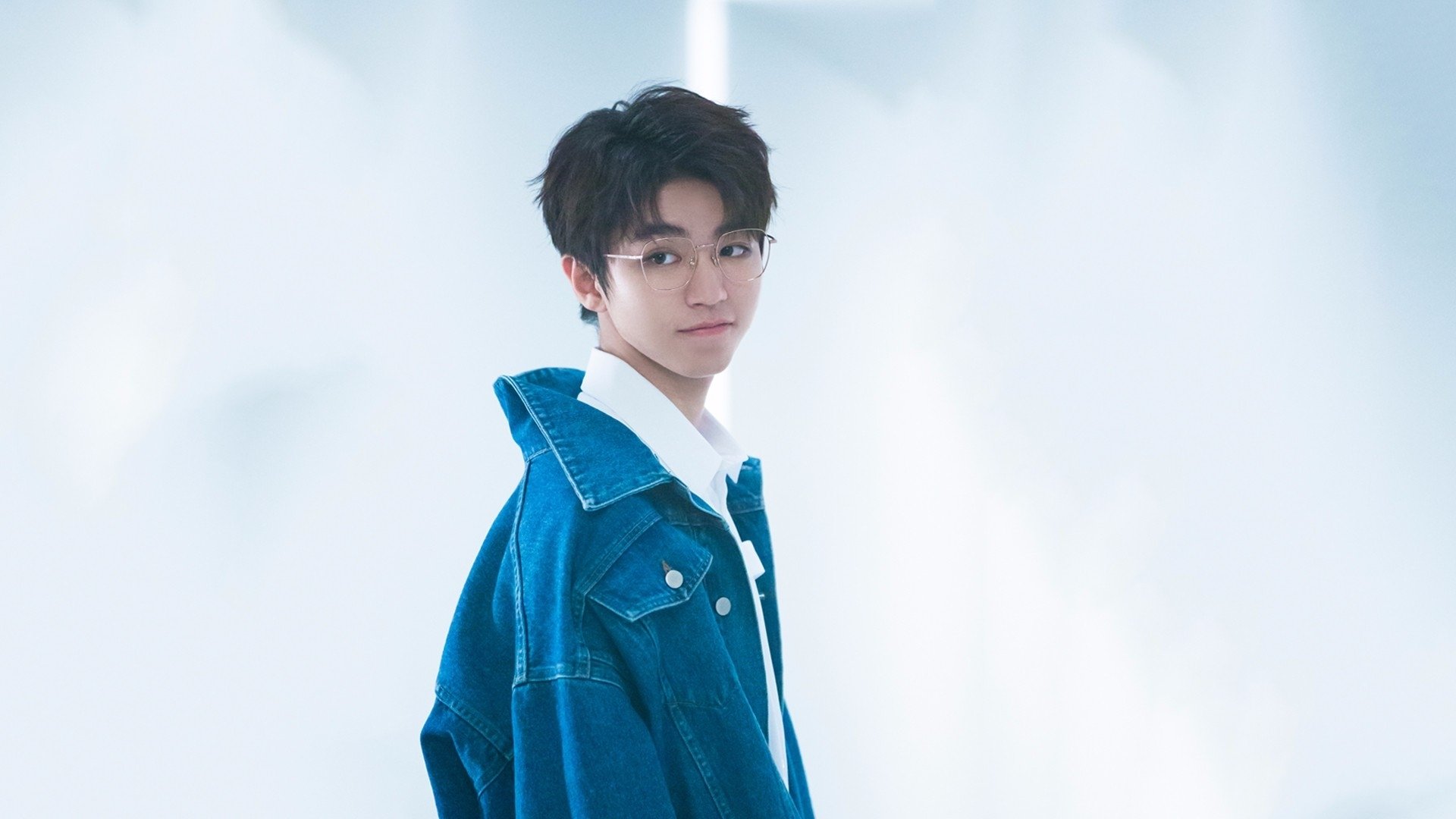 张雨霏领衔接力 中国蝶泳段再立功，张雨霏蝶泳最好成绩